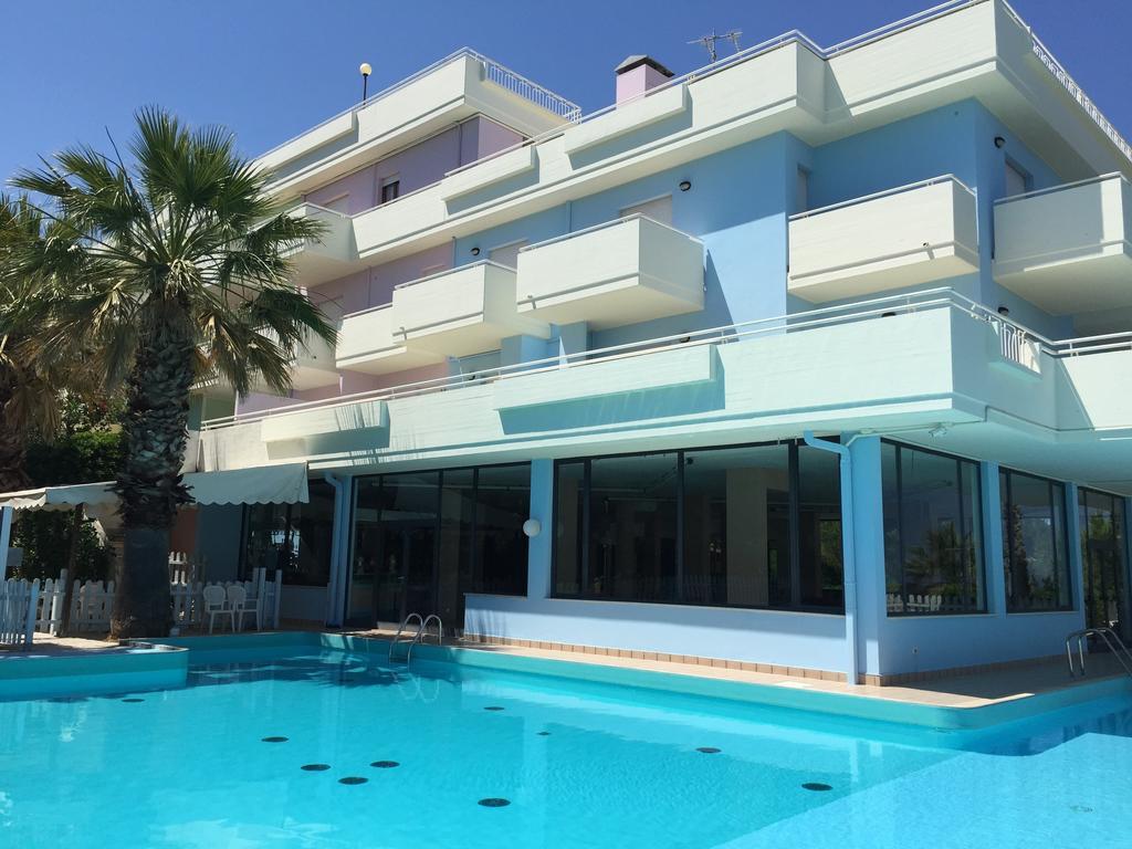 Residence Azzurro Масиняно Стая снимка